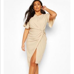 Plus Angel Sleeve Twist Detail Midi Dress